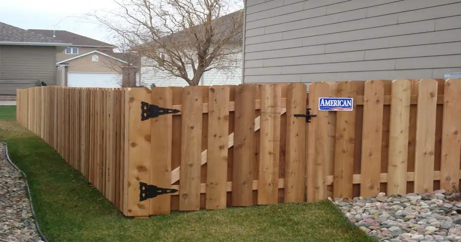 Shadow Box Fence Pros and Cons